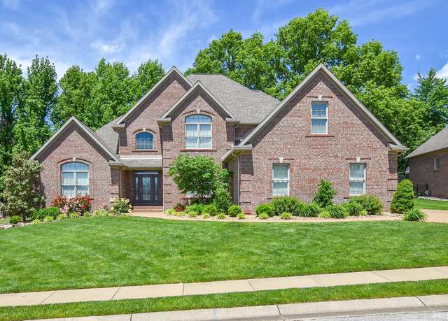 Property at 2327 Julianne Cir, Newburgh, IN 47630, 5 beds, 3.5 baths
