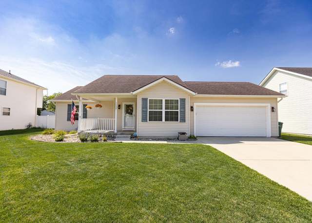 Property at 1157 E Borley Ave, Mishawaka, IN 46545, 3 beds, 2.5 baths