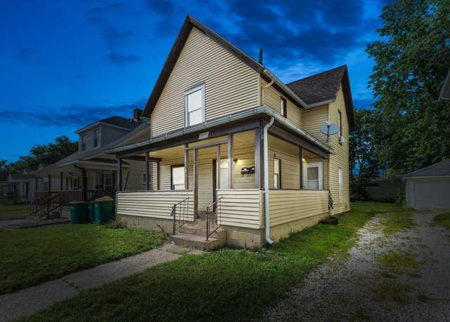 Property at 542 W 4th St, Mishawaka, IN 46544, 5 beds, 3 baths