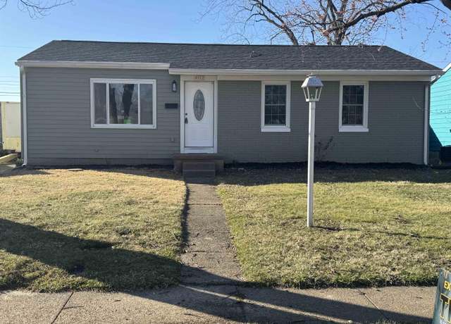 Property at 4312 Longfield Dr, Evansville, IN 47710, 4 beds, 2 baths