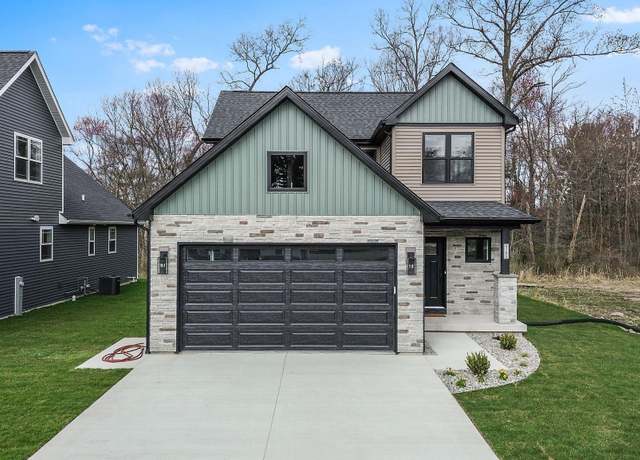 Property at 4205 S North Shore Dr, Knox, IN 46534, 3 beds, 2.5 baths