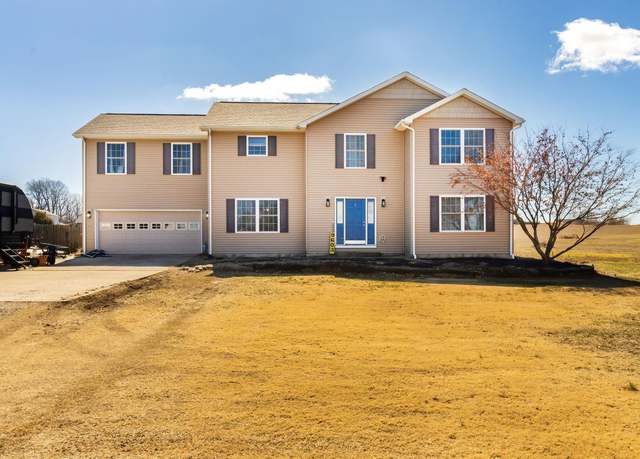 Property at 9603 W 575 Hwy S, Owensville, IN 47665, 5 beds, 3 baths