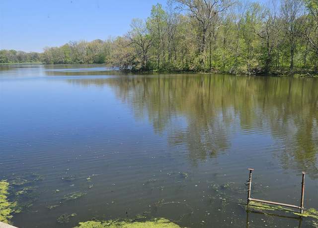 Property at 2969 S State Road 5 57, Pierceton, IN 46562, 2 beds, 1 bath