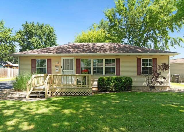 Property at 2314 Maplewood Rd, Fort Wayne, IN 46819, 3 beds, 1 bath
