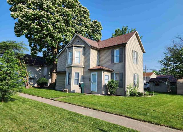 Property at 317 E Main St, Berne, IN 46711, 4 beds, 2 baths