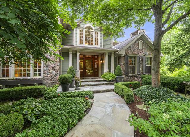 Property at 12007 Woodbourne Ct, Fort Wayne, IN 46845, 5 beds, 7 baths