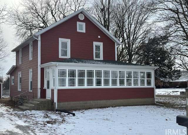 Property at 1481 W Drake Rd, Kendallville, IN 46755, 4 beds, 2 baths