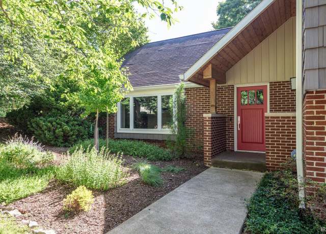 Property at 3011 S Stratford Dr, Bloomington, IN 47401, 4 beds, 3 baths
