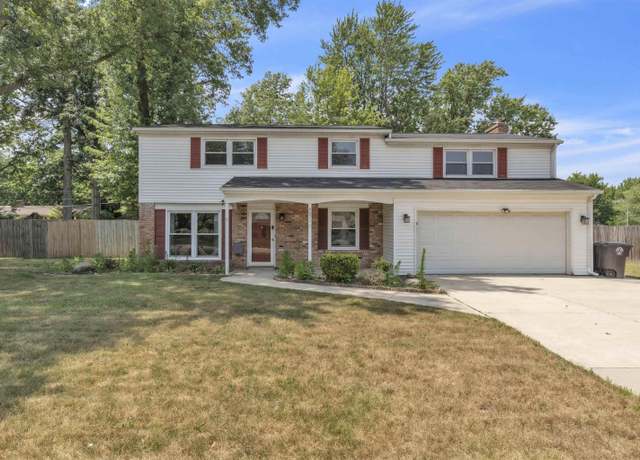 Property at 4031 Hedwig St, Fort Wayne, IN 46835, 5 beds, 3 baths