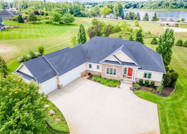 Property at 4675 W 370 N, Angola, IN 46703, 4 beds, 3.5 baths