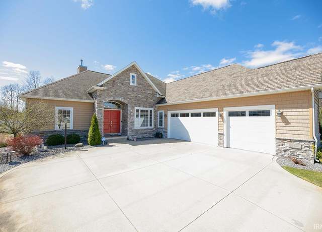 Property at 21928 Angeline Dr, Bristol, IN 46507, 4 beds, 4 baths