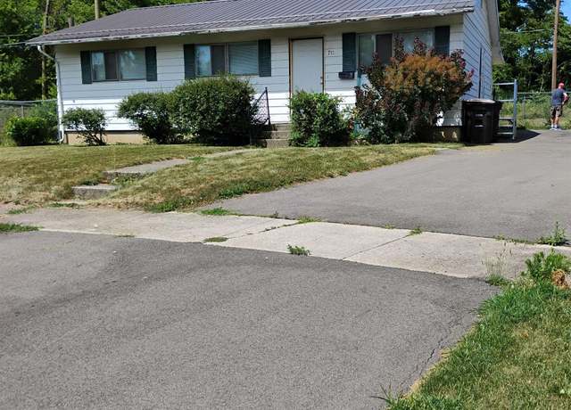 Property at 711 N Camden Dr, Fort Wayne, IN 46825, 3 beds, 1.5 baths