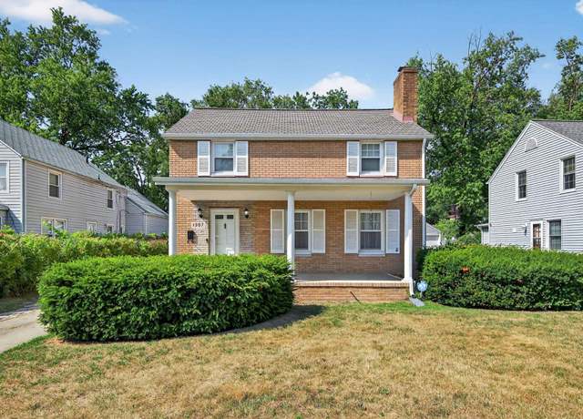 Property at 1307 E Monroe St, South Bend, IN 46615, 5 beds, 2.5 baths