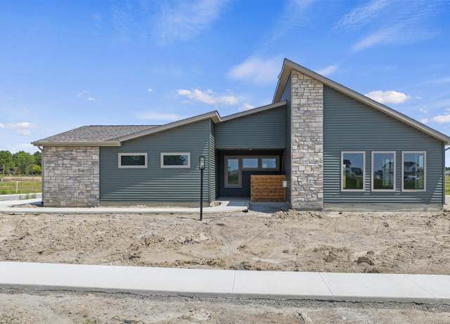 Property at 10975 Iron Works Way, Fort Wayne, IN 46818, 3 beds, 2 baths