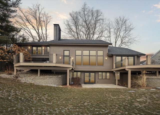 Property at 22694 Weatherby Ln, Elkhart, IN 46514, 4 beds, 4.5 baths