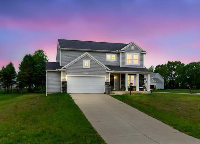 Property at 53301 Corwin Dr, Granger, IN 46530, 3 beds, 2.5 baths