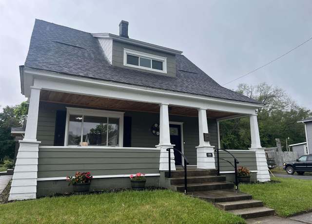 Property at 1302 Linden Ave, South Bend, IN 46628, 2 beds, 2 baths