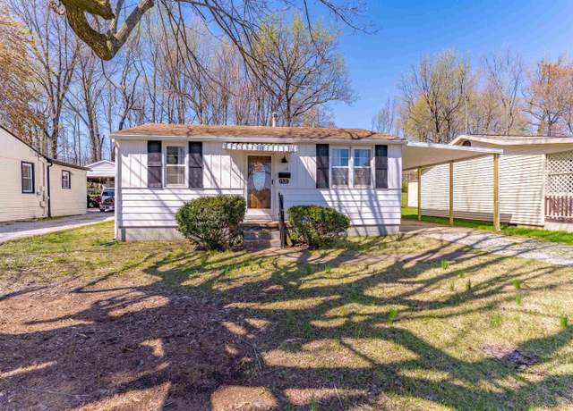 Property at 1521 Bowers Ln, Evansville, IN 47710, 3 beds, 1 bath