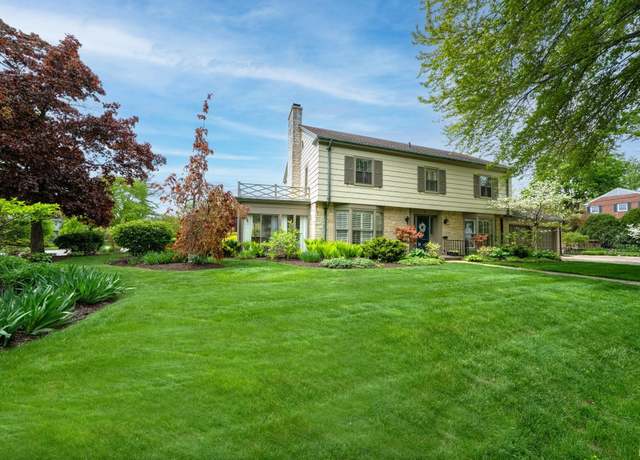 Property at 1327 E Wayne St, South Bend, IN 46615, 4 beds, 2.5 baths