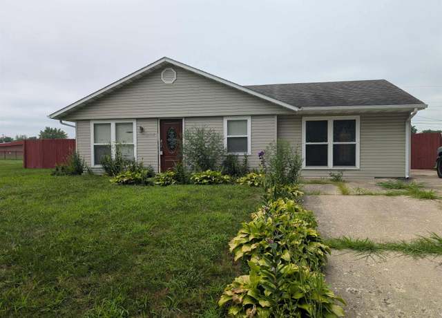 Property at 1104 Wigwam Dr, Kokomo, IN 46902, 3 beds, 1 bath