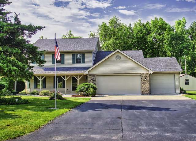 Property at 2560 E Maple Dr, Bluffton, IN 46714, 4 beds, 2.5 baths