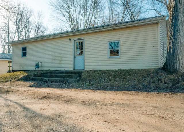 Property at 308 S Indiana Ave, Goshen, IN 46526, 2 beds, 1 bath