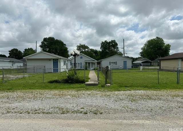 Property at 1312 S Jay St, Kokomo, IN 46902, 2 beds, 1 bath