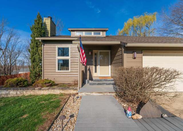 Property at 8840 S Morning Glory Ct, Bloomington, IN 47401, 4 beds, 3.5 baths