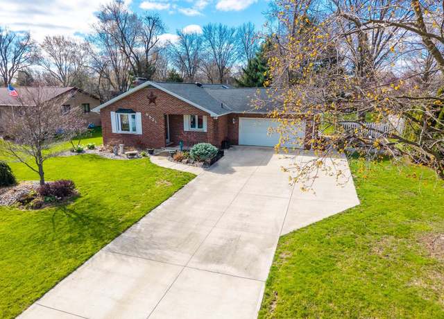 Property at 9521 Carriage Ln, Fort Wayne, IN 46804, 3 beds, 2 baths
