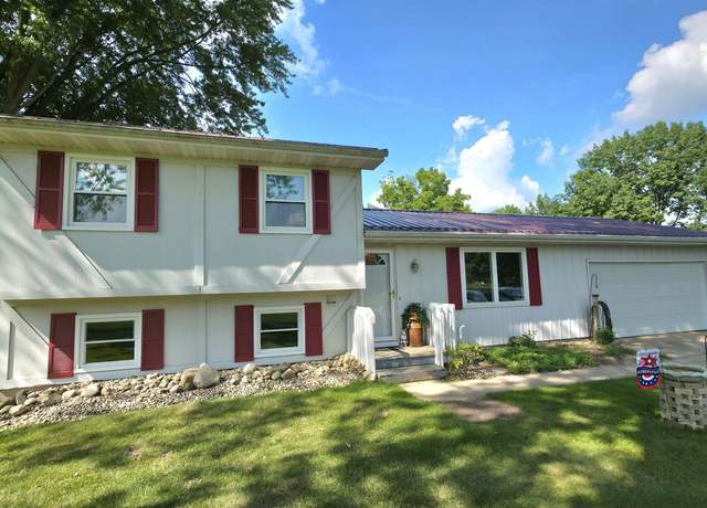 Property at 21539 Kern Rd, South Bend, IN 46614, 4 beds, 1.5 baths
