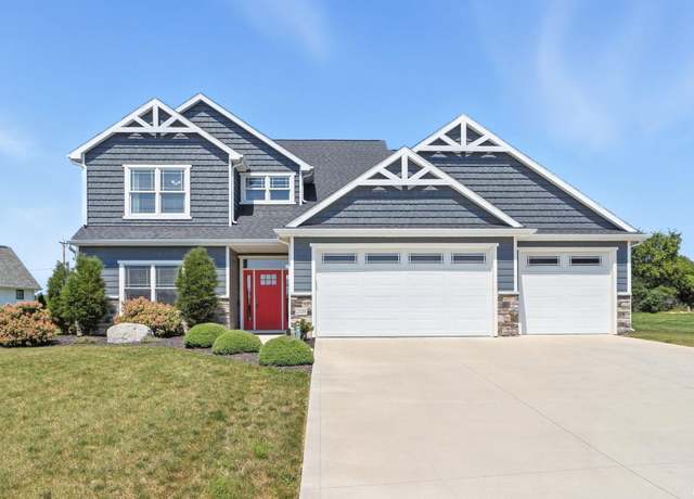 Property at 2839 Costa Pl, Fort Wayne, IN 46845, 4 beds, 2.5 baths