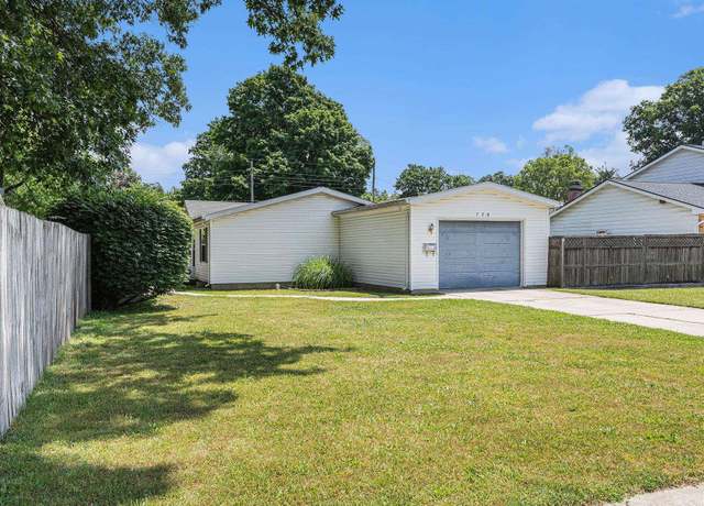 Property at 738 N Twyckenham Dr, South Bend, IN 46617, 3 beds, 2 baths