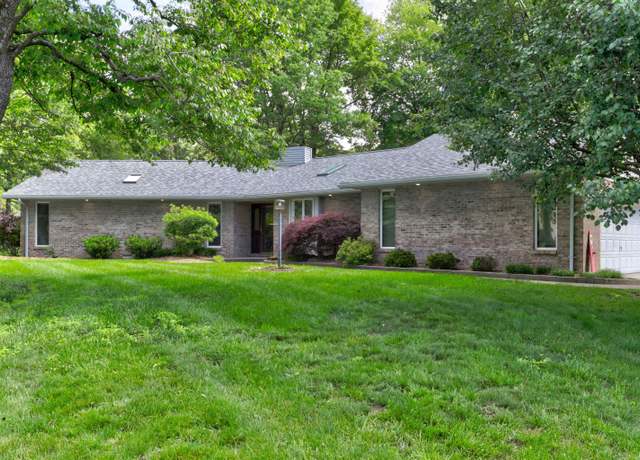 Property at 1124 S Snow Ball Ln W, Santa Claus, IN 47579, 3 beds, 2.5 baths