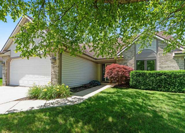 Property at 9502 Sail Wind Dr, Fort Wayne, IN 46804, 3 beds, 2.5 baths