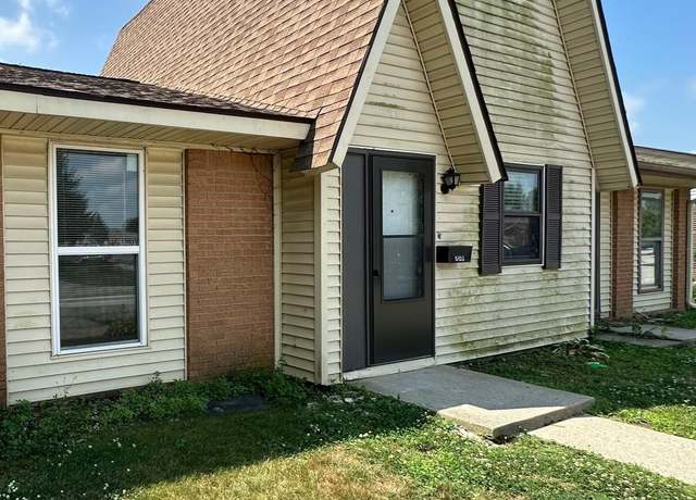 Property at 1705 Kensington ON Berkley, Kokomo, IN 46901, 2 beds, 1 bath