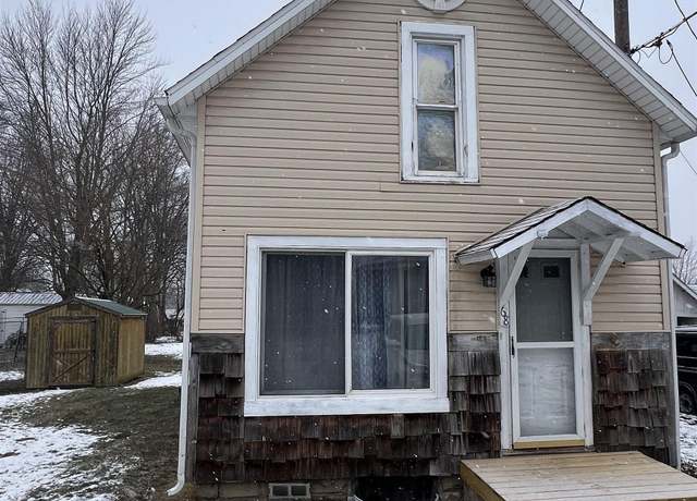 Property at 68 S Maple St, Andrews, IN 46702, 2 beds, 1 bath