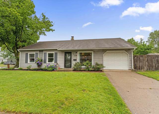 Property at 1445 Glenlake Dr, South Bend, IN 46614, 3 beds, 2 baths
