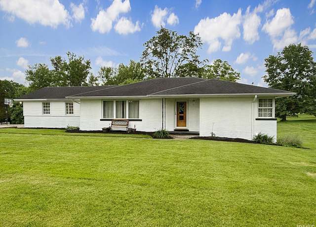 Property at 1238 W Wortman Rd, Evansville, IN 47725, 3 beds, 2 baths