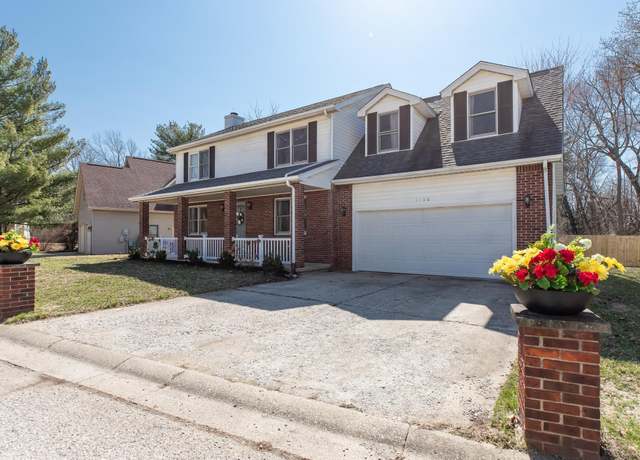 Property at 1108 E Ridgemont Ct, Bloomington, IN 47401, 4 beds, 2.5 baths