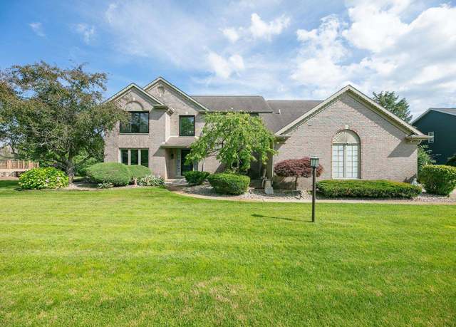 Property at 15212 Longford Dr, Granger, IN 46530, 5 beds, 4.5 baths