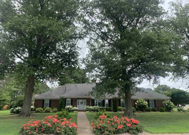 Property at 1622 Fuquay Rd, Evansville, IN 47715, 3 beds, 3 baths