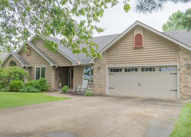 Property at 208 E Terrace Bay Ct, Monticello, IN 47960, 3 beds, 2 baths