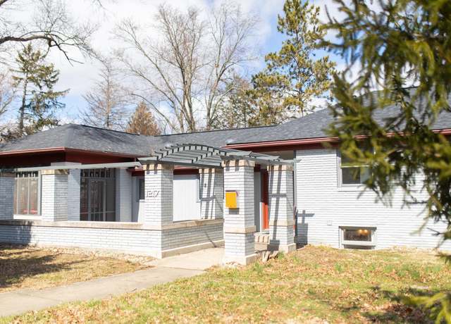 Property at 1217 E University St, Bloomington, IN 47401, 3 beds, 3 baths