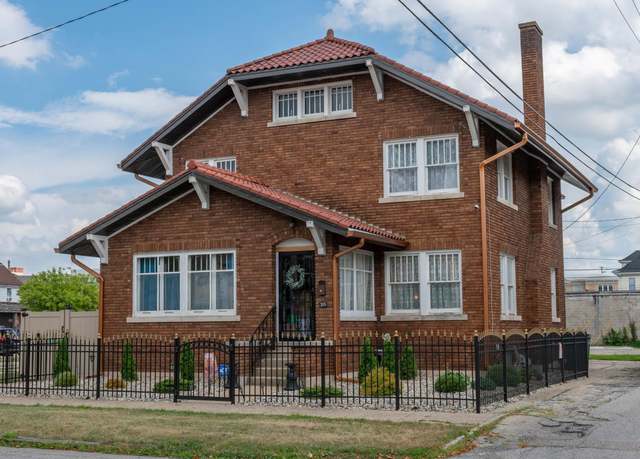 Property at 315 W Lexington Ave, Elkhart, IN 46516, 5 beds, 2.5 baths