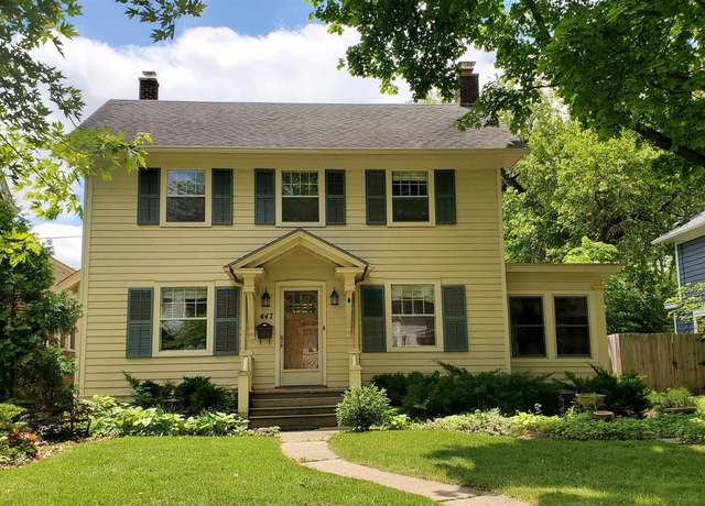 Property at 447 Englewood Ct, Fort Wayne, IN 46807, 3 beds, 2 baths