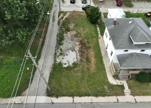 Property at 1630 Kelly Dr, Fort Wayne, IN 46808