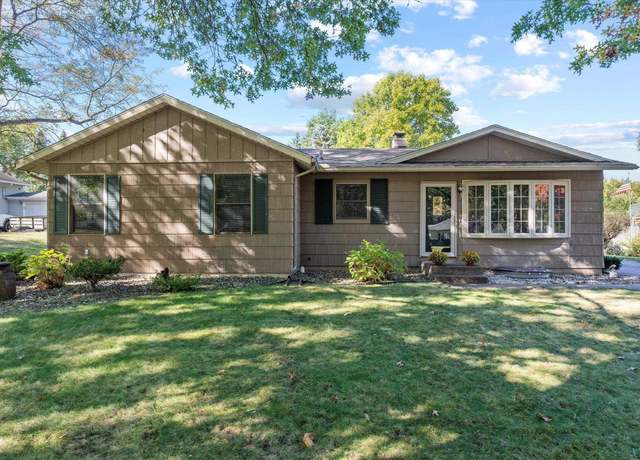 Property at 15759 Arthur St, Granger, IN 46530, 3 beds, 3 baths