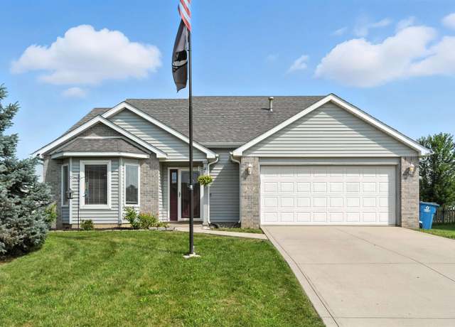 Property at 312 Canyon Dr, Auburn, IN 46706, 3 beds, 2.5 baths