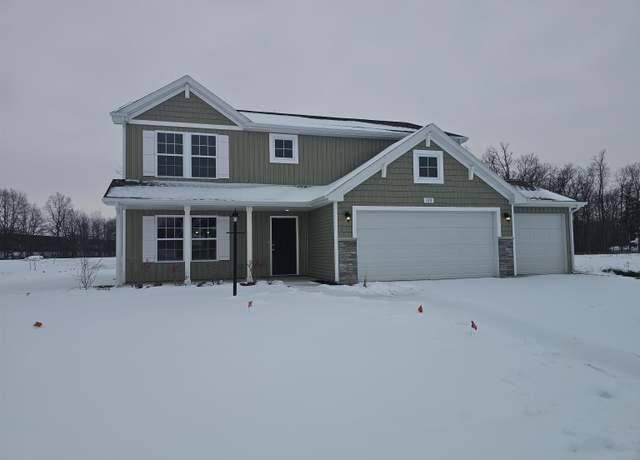 Property at 370 N Deer Cliff Run, Fort Wayne, IN 46804, 4 beds, 2.5 baths