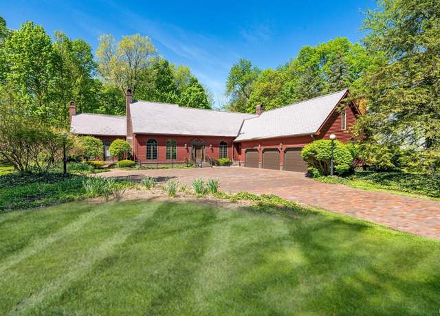 Property at 3619 Sullivan Ct, South Bend, IN 46614, 4 beds, 4 baths
